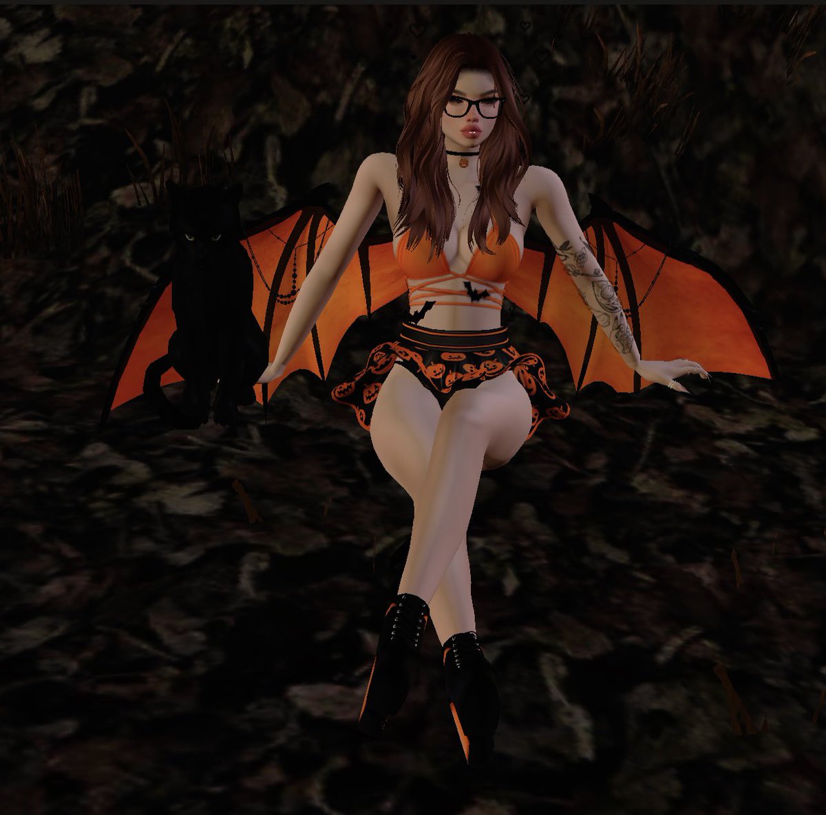 Mistress__Sally's tweet photo. First day of October! Time to play! Trick or treat wallets! https://t.co/nCcoWMKVNS