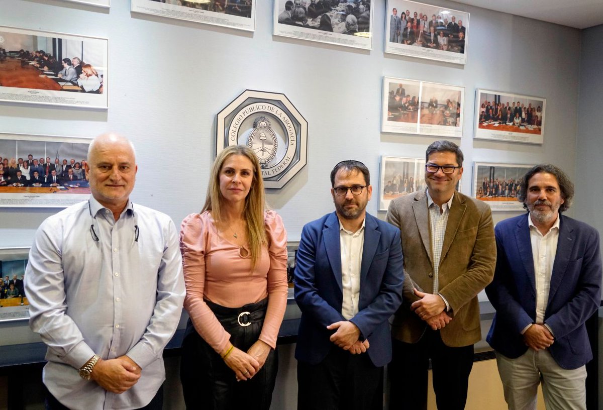 CPACF's tweet photo. 🟦Reunión entre el CPACF y la AMIA para Ampliar los Servicios del Consultorio Jurídico Gratuito
👉 Nota Completa https://t.co/JgX5exD1yk
#CPACF #AMIA https://t.co/EcKCNwC0wJ