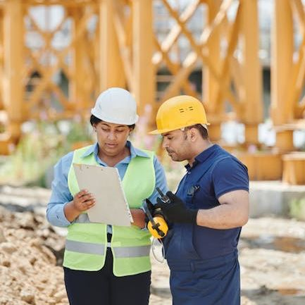 Sheakley1's tweet photo. Do you know what to do if OSHA shows up at your door or jobsite?  Join us for this Friday's webinar where we will empower you with the knowledge to properly understand and manage a visit from OSHA. REGISTER TODAY!  https://t.co/7lTMUWR1bR https://t.co/cVd1FgNB6G