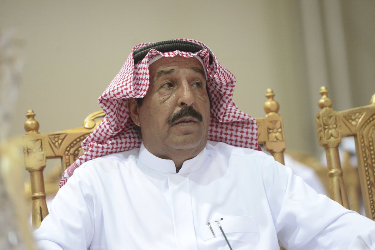 قصة وفاء وعطاء ممتده لأكثر من أربعين عام 
رمز #الطائي فهد الجراد رحمه الله

———————————————————

نائب رئيس هيئة اعضاء الشرف، فهد الجراد "رحمه الله"، احد ابرز الداعمين في تاريخ النادي، لا يكل ولا يمل من العطاء والدعم، كان داعما معنويا وماديا، ودفع من جهده وصحته للنادي، وكان حاضرًا