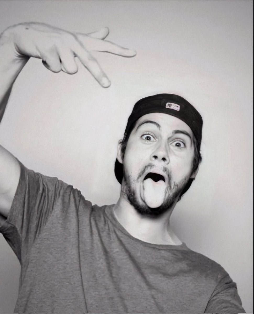 TeckahL's tweet photo. You're perfect 🥰

You're amazing just the way you are..

#dddylan #dylanobrien #dylanlovestodance #dylanobrienrenaissance #theeverythingdylanobrienera #saturdaynightmovie #caddolake #hbomax #ponyboi #NVision #glaff https://t.co/rkBw7UAki0