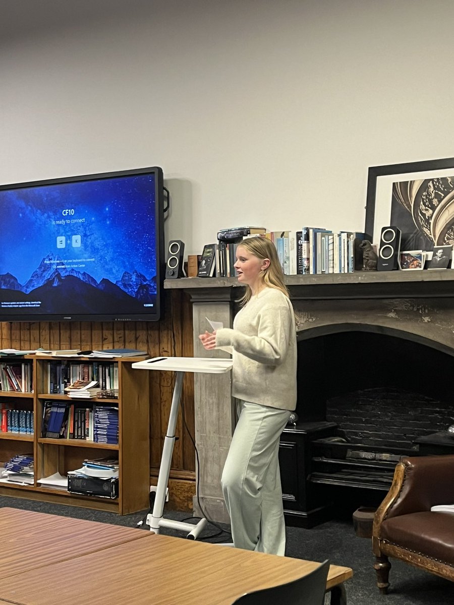 FettesLearn's tweet image. Lots of interesting things happening at Paramecium @Fettes_College tonight…Kinvara, Ingrid, Millie and Jemima talk about their HPQs whilst Geordie and Nina introduce themselves as our academic prefects.