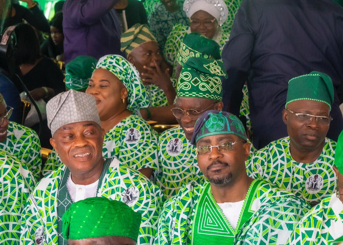 Olumide Osoba tweet media