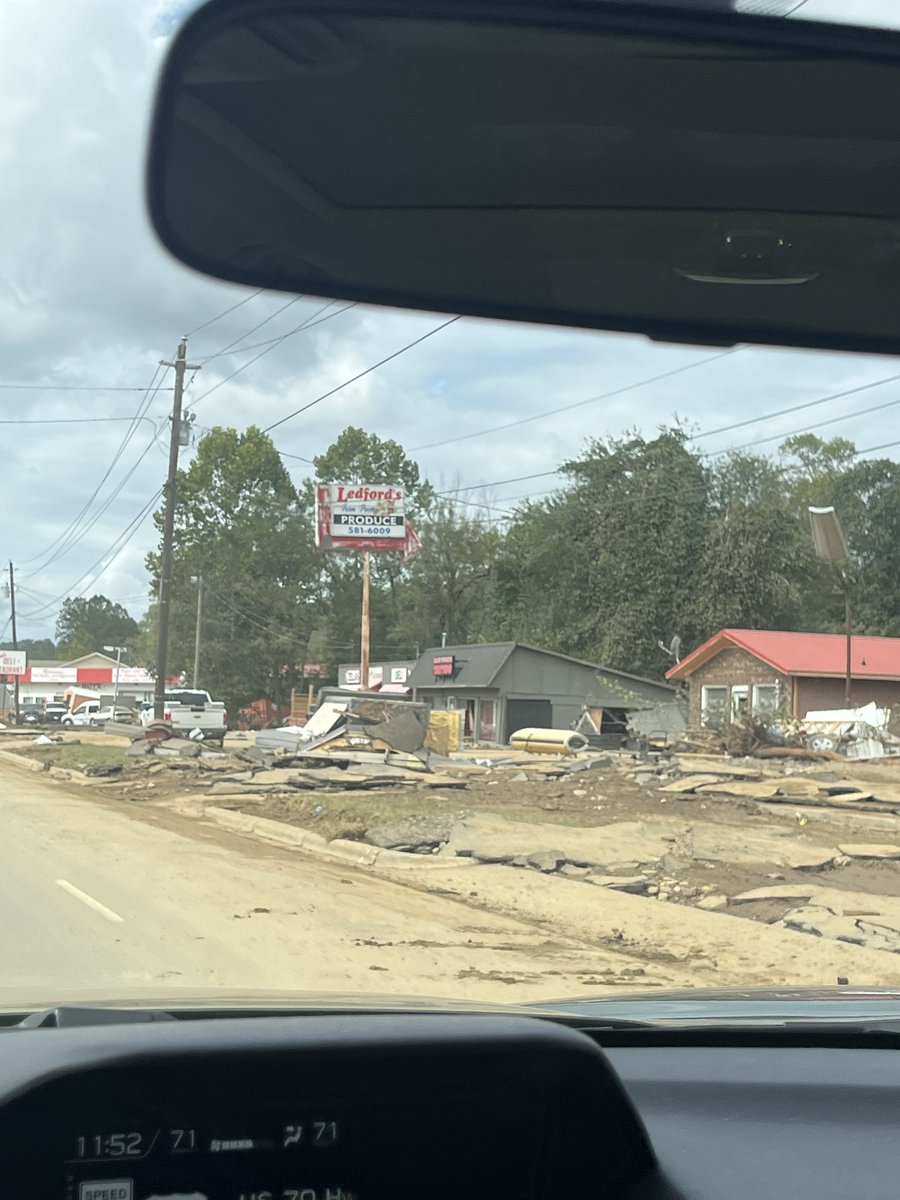 David Thompson tweet media