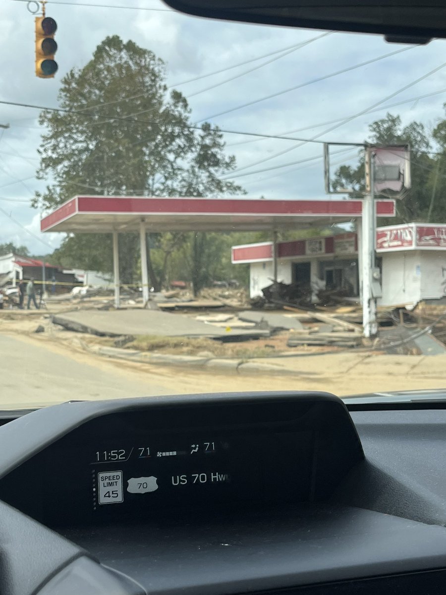 David Thompson tweet media