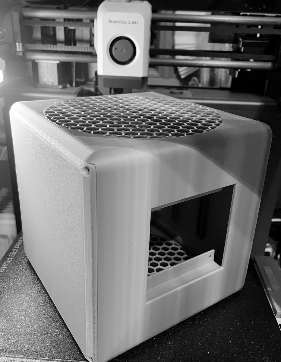 kliA90_'s tweet photo. At #BitForge we’re currently waiting for our final prototype for the BitForgeNano.

But, to be honest, we’re already working at full speed on another device in the meantime! Here’s a brief insight into the „Erlkönig“ case!

We‘ll keep you up to date!

@dtvelectronics @wantclue https://t.co/min9dQPoLu