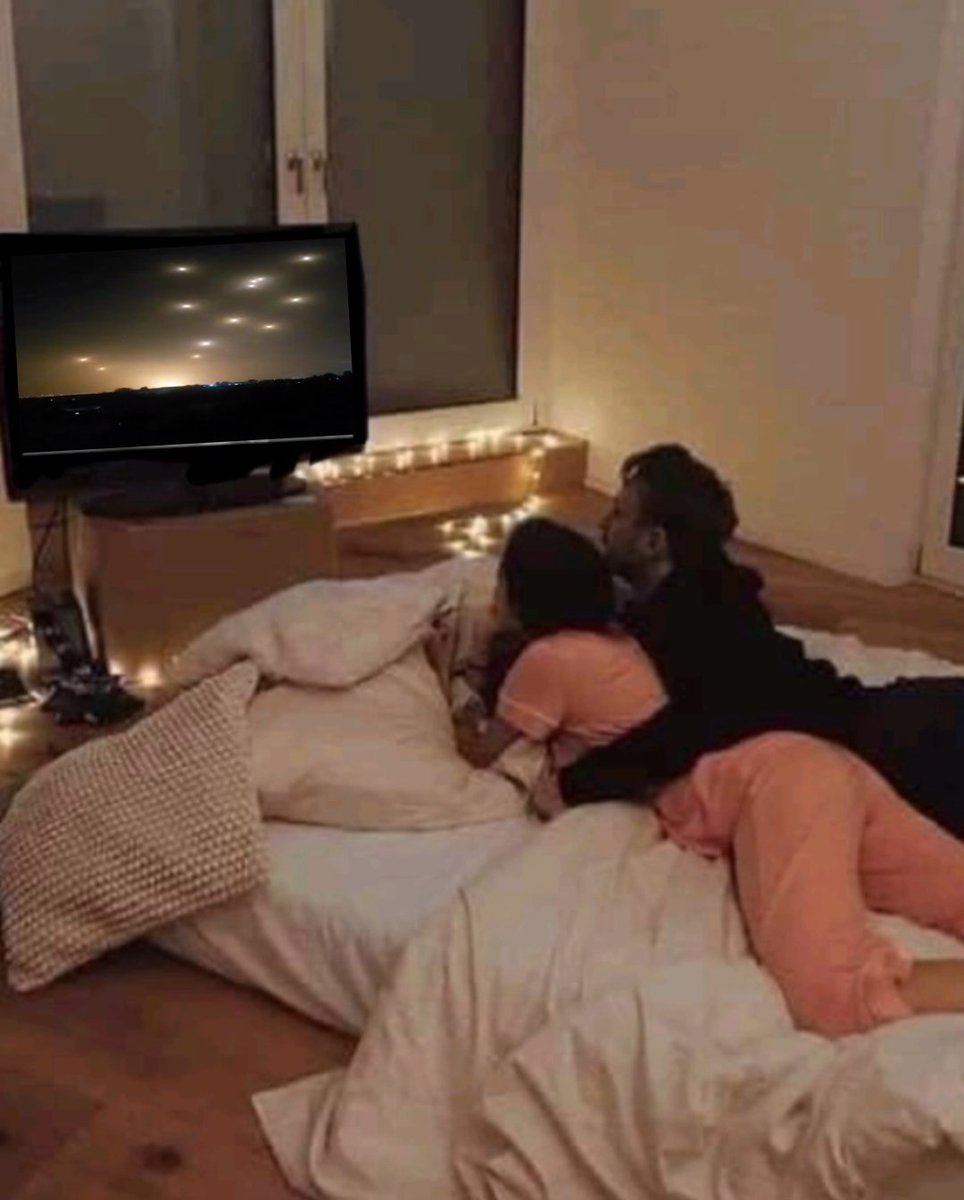 <a href="/redstreamnet/">red.</a> Me and her