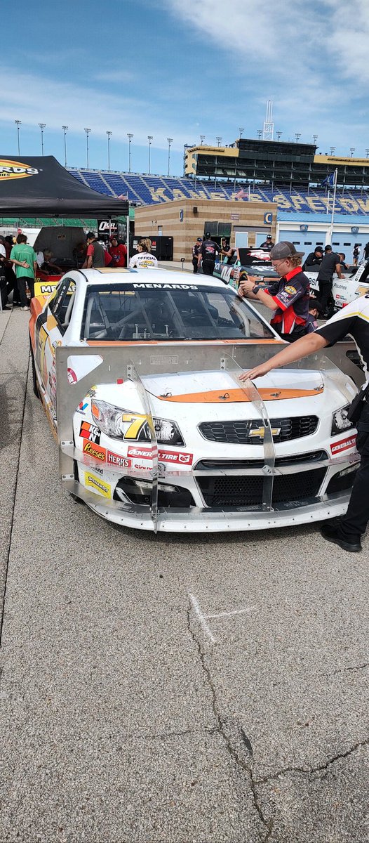 CCM_racing's tweet photo. 14th-place result at @kansasspeedway this past weekend in the @ARCA_Racing Series

We spent a few days converting the @ItsBristolBaby car from a short track set-up to an intermediate one for the 1.5-mile Kansas Speedway. https://t.co/x2G9MqPrzw