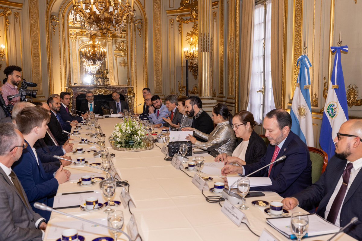 Casa Presidencial 🇸🇻 tweet media