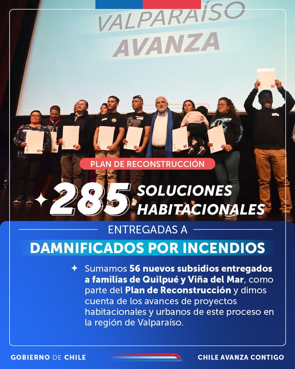 Minvu's tweet photo. ¡Avanzamos en soluciones! Ya son 285 las ayudas entregadas a familias damnificadas por incendios en la región de #Valparaíso ✅🏠

Esta mañana el ministro @carlosmontestwt y la ministra @javieratoroc entregaron 56 nuevos subsidios del #PlanDeReconstrucción🏠 https://t.co/JAiDQYiyvy