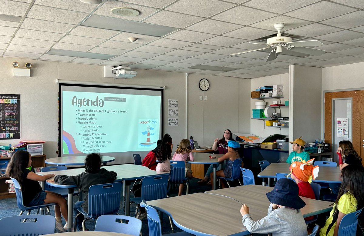 Look at our first ever Student Lighthouse Team! These students are working together to bring a student representation to our Leader in Me program. We couldn't be more proud of all who are involved. Big thank you to Ms. Shoults for sharing! #navproud #leaderinme