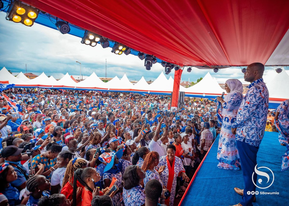 Dr. Bawumia should marry this woman again. Support paa nie 🙌 <a href="/kwadwosheldon/">Kwadwo Sheldon</a> <a href="/BureauNpp/">NPP Projects Bureau</a>