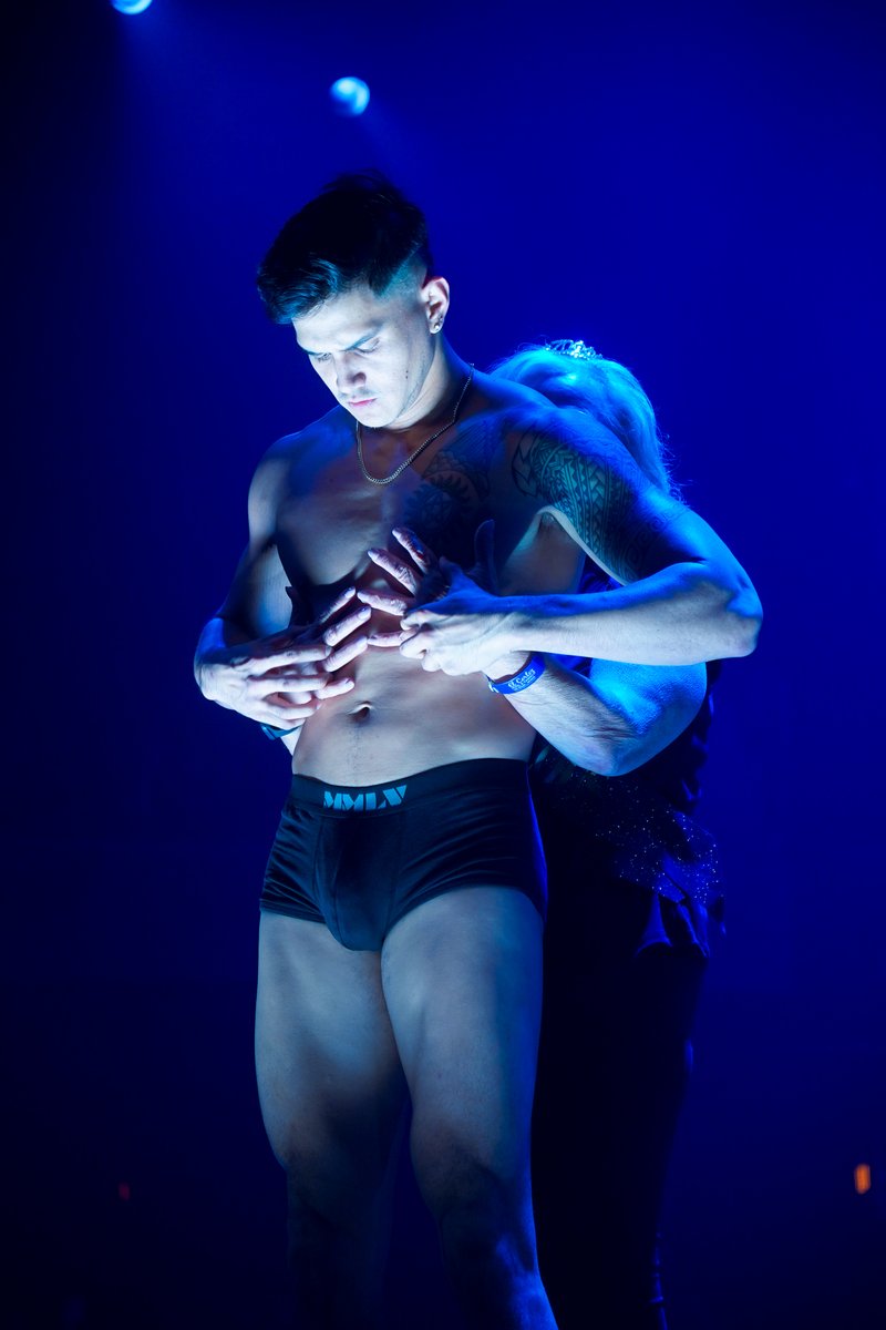 Magic Mike Live tweet media