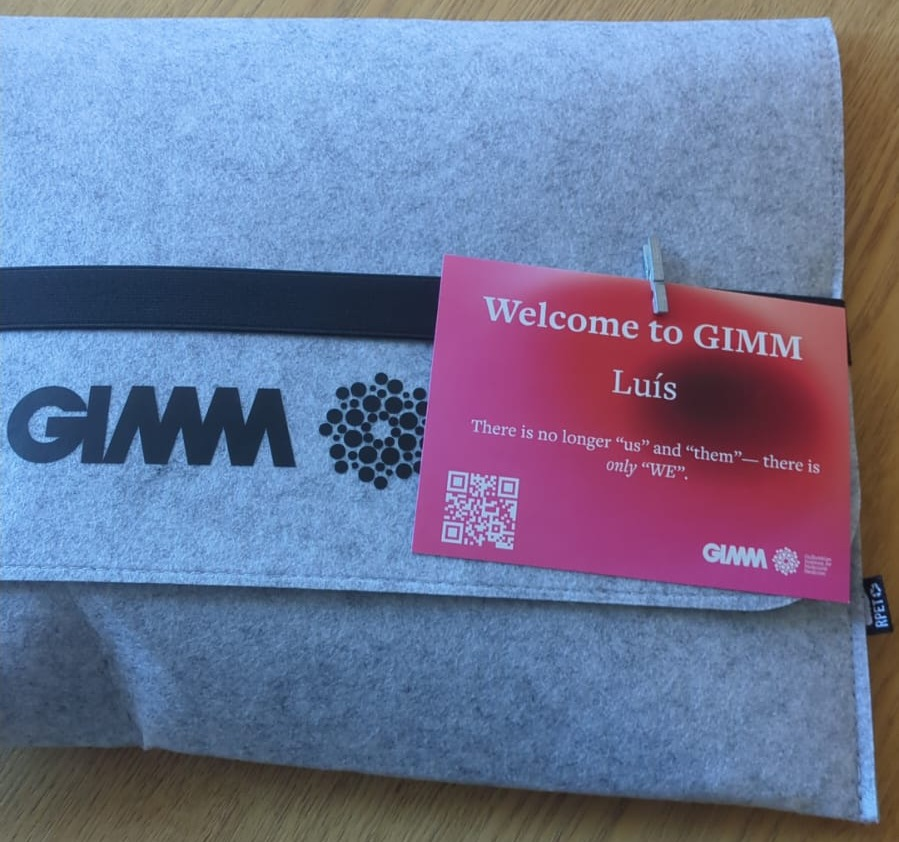 Luis Graca (@lgraca) on Twitter photo First day at our new institute. Today, <a href="/GIMM_Institute/">GIMM Foundation</a> officially started. I found this welcome note to remind me that while my office remains the same, exciting times are ahead! #science #discovery First day at our new institute. Today, <a href="/GIMM_Institute/">GIMM Foundation</a> officially started. I found this welcome note to remind me that while my office remains the same, exciting times are ahead! #science #discovery