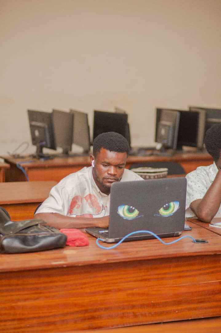zyratech_hub's tweet photo. New month wishes from us at Swiftech to y'all.
Have a fruitful month 
>> Don't forget our training is still in progress 🙂 https://t.co/dDaQBXp4Cq