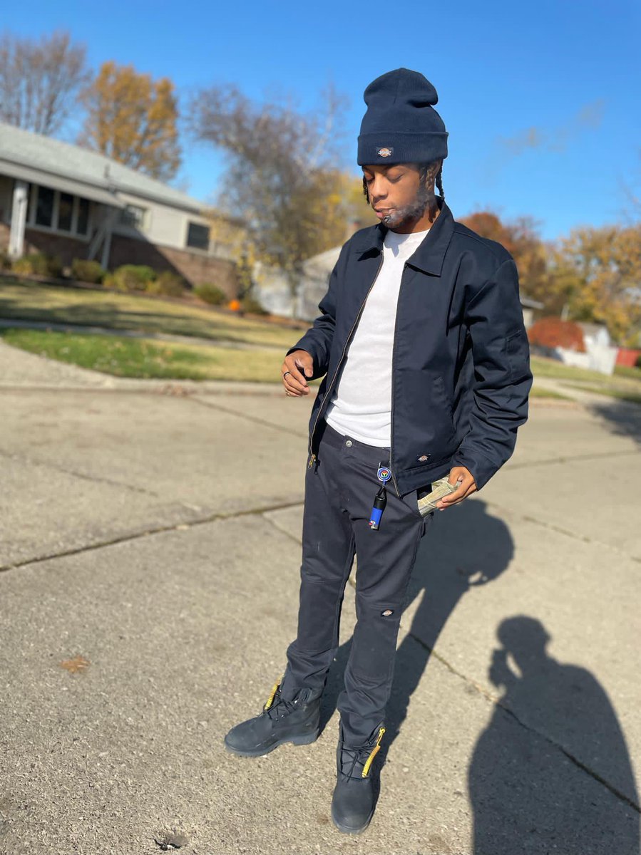 AceFrmNeff's tweet photo. StaCkin Cheese 💵Up For  4️⃣Months That’s A Real Run💰🏃🏽‍♂️ #AceWay♠️ #ShowOff7️⃣6️⃣ #Shifter⚙️ #WinterTimeGrind🤑 https://t.co/VIQfROPskN