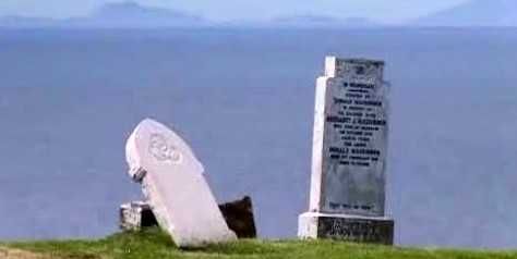 tourscotland's tweet photo. Tour #Scotland travel video Blog clip, with #Scottish music, of the church and graveyard on ancestry history visit and trip to #Trumpan, on the #Vaternish peninsula, #Isle of #Skye, #Inner #Hebrides The location of a particularly brutal incident in 1578 https://t.co/A82Ls36KKM https://t.co/EnpeKjNsji