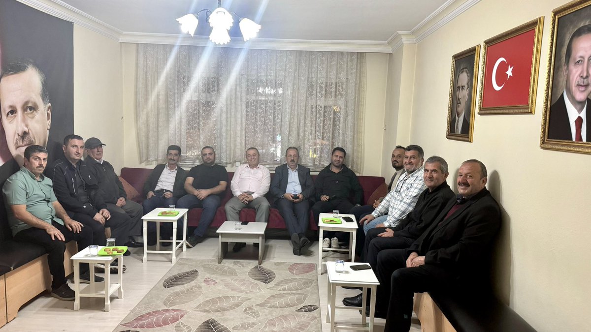 İsmail Akbak (@akbakismail) on Twitter photo Haftalık olağan toplantımızı yönetim kurulu üyelerimiz,İGM üyemiz <a href="/TosyalHarun/">Harun Tosyalıoglu</a> ve GK başkanımız <a href="/CihanOZK/">Cihan ÖZKAN</a> katılımlarıyla gerçekleştirdik.
Yaptığımız çalışmalarla ilgili istişarelerde bulunduk. Haftalık olağan toplantımızı yönetim kurulu üyelerimiz,İGM üyemiz <a href="/TosyalHarun/">Harun Tosyalıoglu</a> ve GK başkanımız <a href="/CihanOZK/">Cihan ÖZKAN</a> katılımlarıyla gerçekleştirdik.
Yaptığımız çalışmalarla ilgili istişarelerde bulunduk.