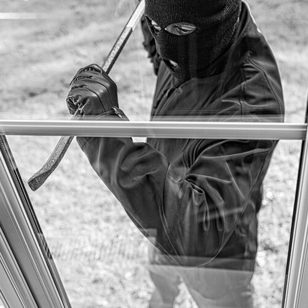 TriStateSunCont's tweet photo. Even though an alarm may go off when a glass window is broken, an intruder may still be able to enter. But 3M™ Security Window Systems helps provide precious time by helping to deter unwanted intruders from entering your building or home. Learn more: https://t.co/pyJljDbDEn https://t.co/V5fFZYh8PD