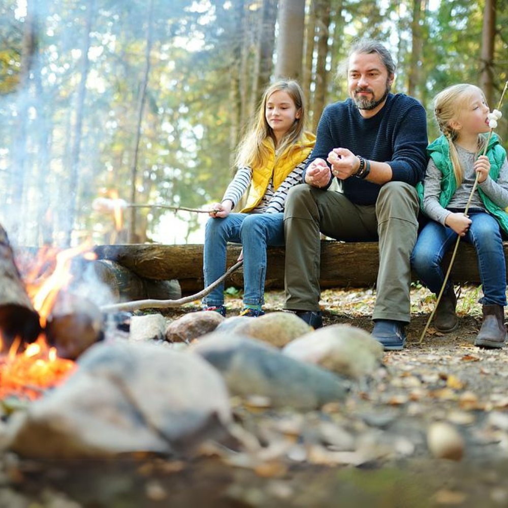 NARVRentals's tweet photo. Fall is here, and it's a perfect time for you and the family to go to a campground! Look at our many rental options for you to enjoy the changing colors and campfires together with the kids. Learn more: https://t.co/PeR07r1Jdq https://t.co/INrNOyDkJQ