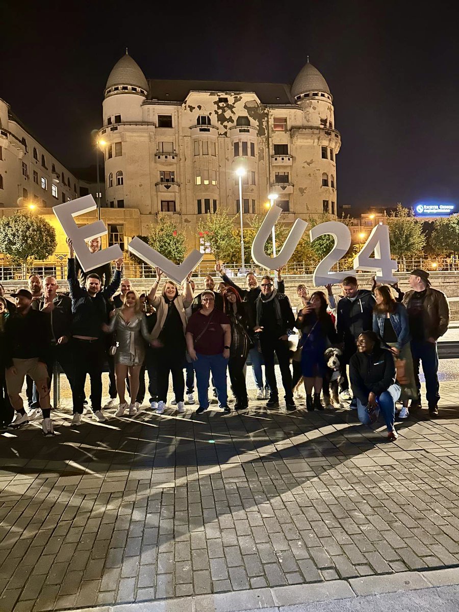 I had such an amazing time at #ExpertsLiveEU last week. For this who attended my session, note that you can download my decks via my website stephenlrose.com in the events area! #budapest #ELEU24
