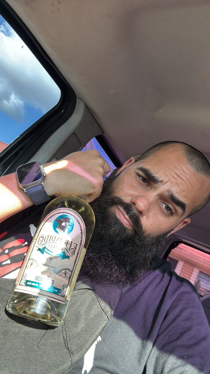 IVE BEEN CALLED ALOT OF THINGS IN MY LIFE.. Persistent is definitely one of em. Sooooo TONIGHT we will be going live on KICK with the fam &amp; I will be doing a FULL review on <a href="/elbandidoyankee/">El Bandido Yankee Tequila</a> Reposado… 

44.99 for the Reposado.. 
67.99 for the Añejo. 

Yall got Casamigos pricing..