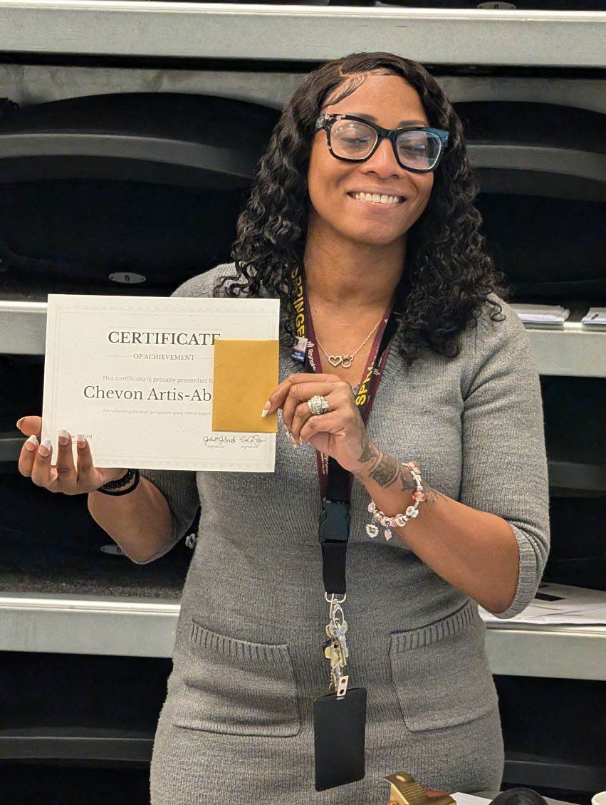 evabaileygreene's tweet image. We would like to congratulate the @WeAreHSHS FARR student and staff member for the month of October. We are sending a shout out to Ari Brown & Mrs. Artis-ABlack. We appreciate their hard work!@jbostonedu @Vtss_ric @HSHS_Principal @JoAnaMJSmith