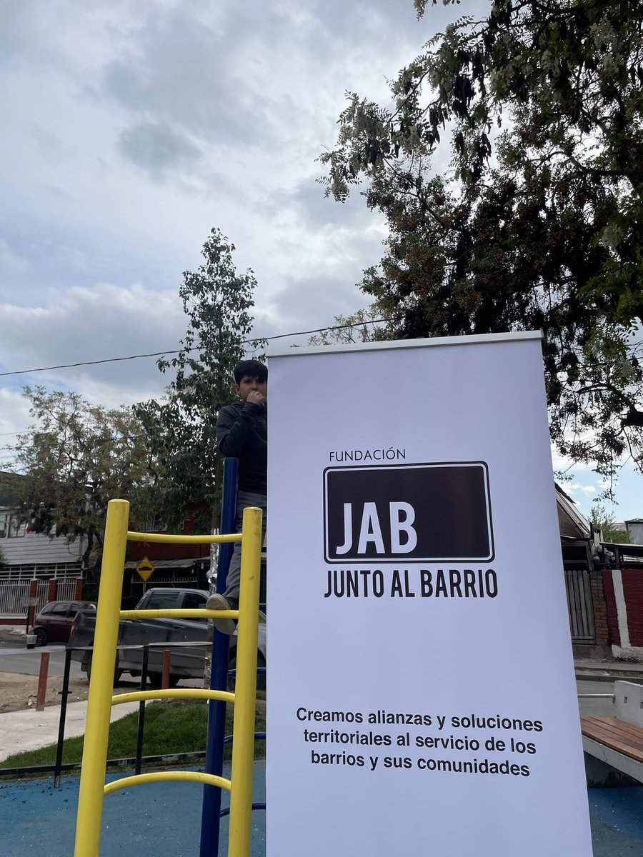 Fundación Junto al Barrio tweet media