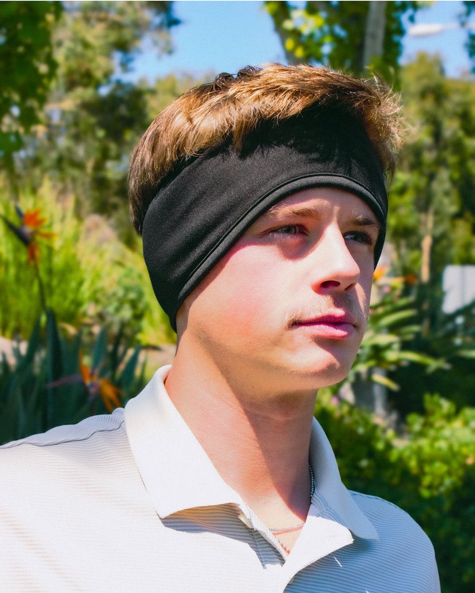 ZANheadgear's tweet photo. Adventure awaits beyond the horizon! Our Sportflex Fleece Lined Ear Warmer Headbands are perfect for all your outdoor escapades. Stay cozy and focused on the thrill. Where will your journey take you next?

#ZANheadgear #multicomfortable #Sportflex #headband https://t.co/3mtjh1qfbW