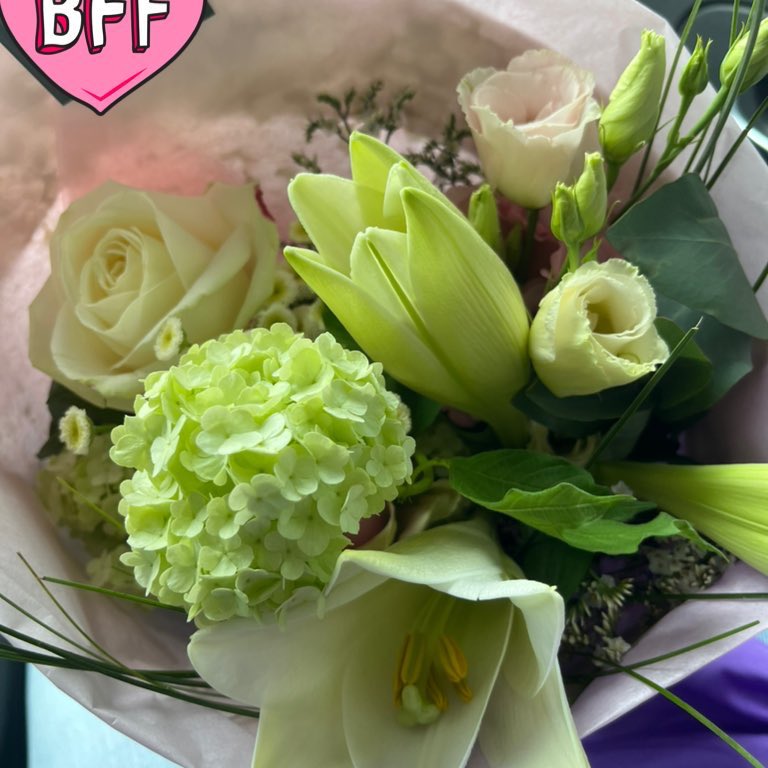 laabruuja's tweet image. bah oui tout le temps #capable