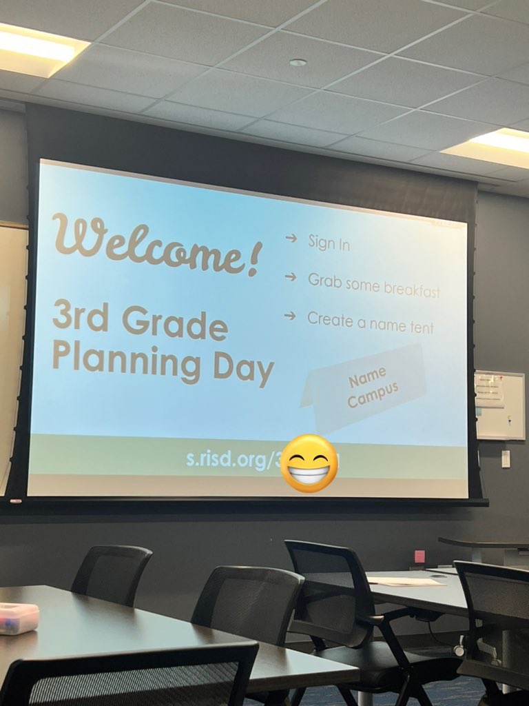 lisastewardRISD's tweet image. 3rd Grade RLA teachers engaged in intentional collaborative planning today during our pull-out planning day for Unit 3. Look at those detailed Know/Show charts! They are ready to deliver high-quality Tier 1 instruction ☺️ @RISDrla @kristinleeper9 #DDI #planning #RISDBeTheOne