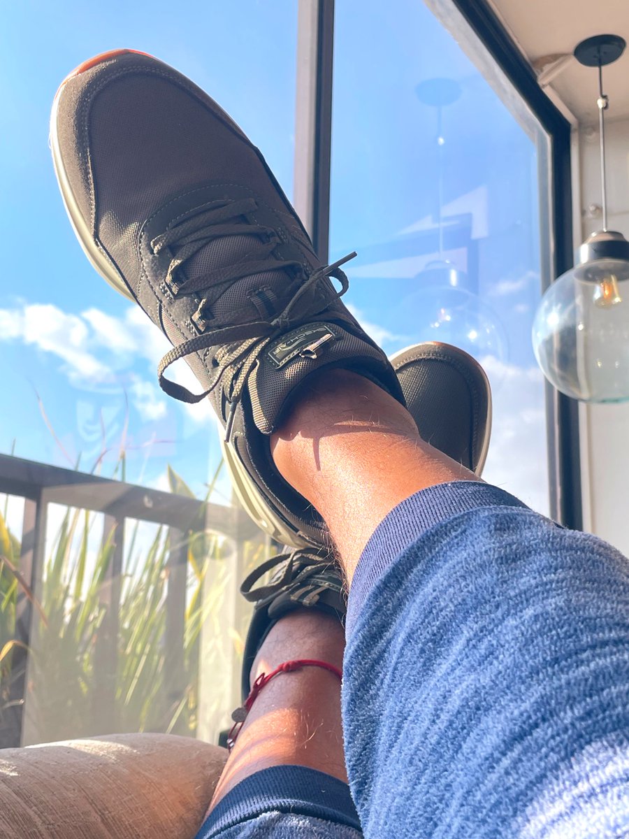 Ayer acompañé a Michelle a un evento y salí premiado con @SKECHERS_colombia