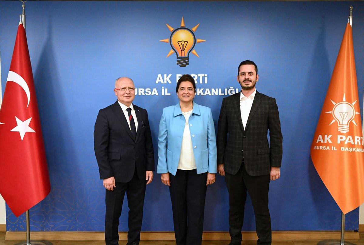 akpartiosmangaz's tweet photo. Cumhurbaşkanımız Sayın Recep Tayyip Erdoğan’ın tensipleri ile, 8’incisi gerçekleştirilecek AK Parti Osmangazi İlçe Kongresinde yeniden Başkan adayı olarak gösterilen İlçe Başkanımız Adnan Kurtuluş’u tebrik ediyor, başta Cumhurbaşkanımız Recep Tayyip Erdoğan olmak üzere, Genel Merkez Teşkilat Başkanlığımıza,  Marmara Koordinatörümüze, İl Koordinatörlerimize ve İl Başkanımıza ayrı ayrı teşekkür ediyoruz. 
@RTErdogan 
@nazliergul 
@davutgurkan 
@kurtulus_adnan