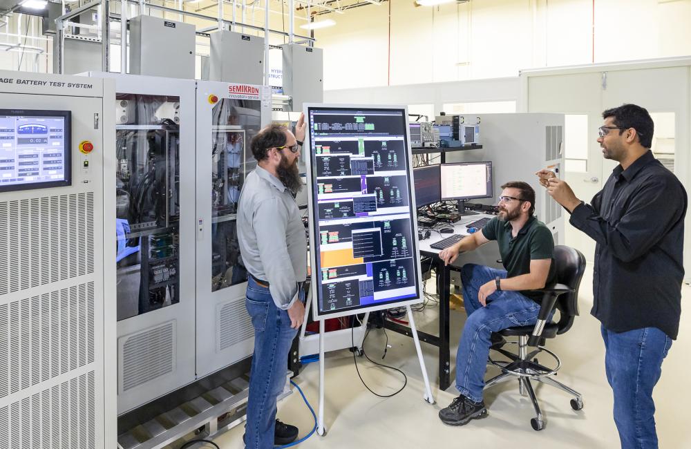 ORNL Energy Science (@ornlenergy) on Twitter photo .<a href="/ORNL/">Oak Ridge Lab</a>’s Grid Research Integration and Deployment Center is now offering companies easier access to its expertise & test beds for #electricgrid innovation. Check out the new tech collaboration program offered via <a href="/DOEelectricity/">Office of Electricity | U.S. Department of Energy</a>. ornl.gov/news/ornl-kick… .<a href="/ORNL/">Oak Ridge Lab</a>’s Grid Research Integration and Deployment Center is now offering companies easier access to its expertise & test beds for #electricgrid innovation. Check out the new tech collaboration program offered via <a href="/DOEelectricity/">Office of Electricity | U.S. Department of Energy</a>. ornl.gov/news/ornl-kick…
