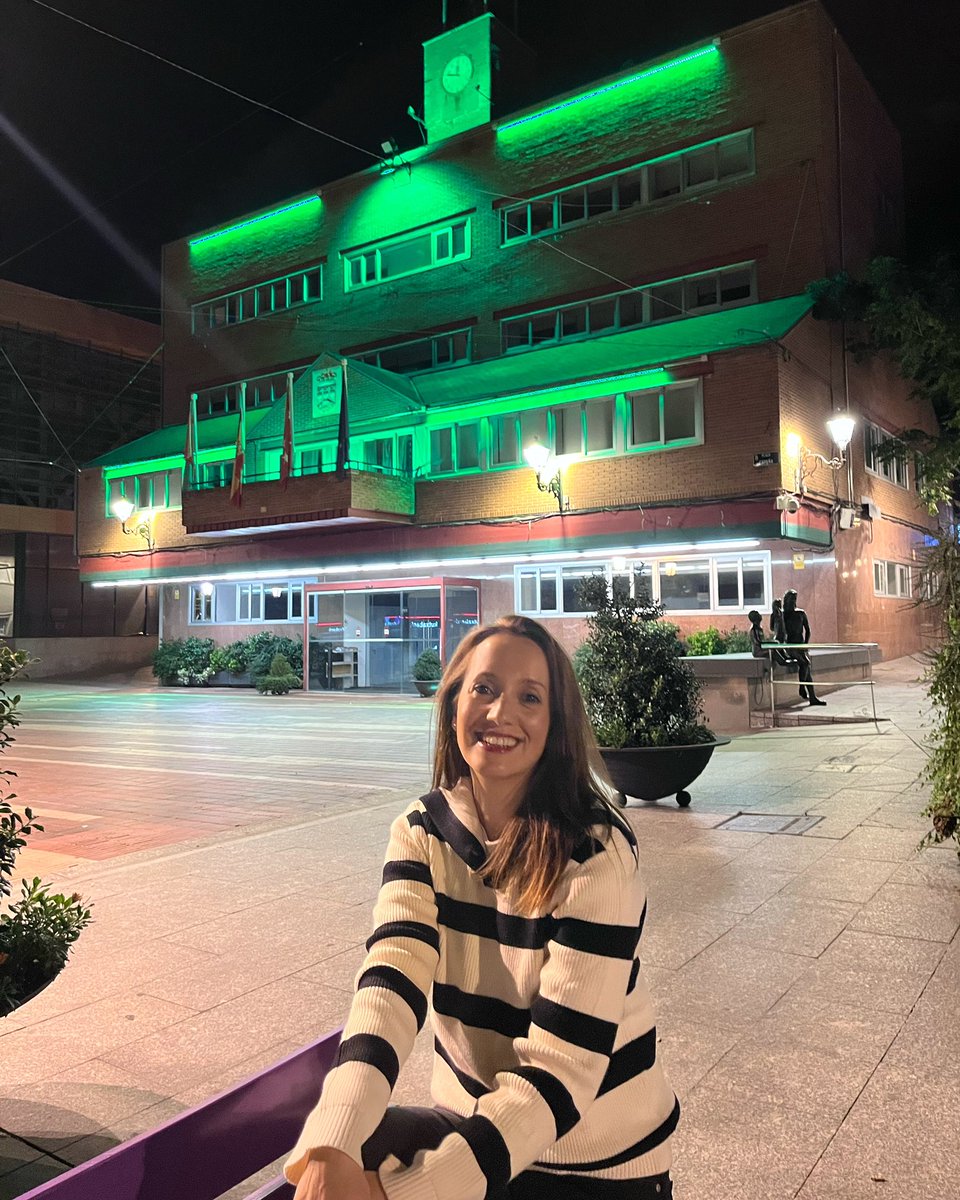 María Jesús Urra Canales (@majeurra) on Twitter photo En el #DíaNacionaldelaArtritis, me sumo a <a href="/ConArtritis/">ConArtritis</a> para visibilizar la enfermedad y mostrar mi apoyo y cariño a las personas que, como yo, viven con ella. Gracias a todos los reumatólogos que se desviven por ayudarnos, especialmente a mi <a href="/RaquelAlmodovaG/">Raquel Almodovar</a>💚#LucePorLaArtritis24 En el #DíaNacionaldelaArtritis, me sumo a <a href="/ConArtritis/">ConArtritis</a> para visibilizar la enfermedad y mostrar mi apoyo y cariño a las personas que, como yo, viven con ella. Gracias a todos los reumatólogos que se desviven por ayudarnos, especialmente a mi <a href="/RaquelAlmodovaG/">Raquel Almodovar</a>💚#LucePorLaArtritis24