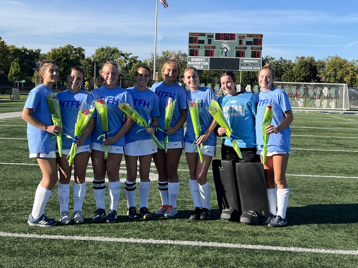 New Trier Athletics (@athleticsnths) on Twitter photo Congrats to <a href="/NewTrierFH/">NewTrierFieldHockey</a> #seniors! Thanks for your hard work and dedication to NT!!! <a href="/ntboosterclub/">New Trier Booster</a> Congrats to <a href="/NewTrierFH/">NewTrierFieldHockey</a> #seniors! Thanks for your hard work and dedication to NT!!! <a href="/ntboosterclub/">New Trier Booster</a>