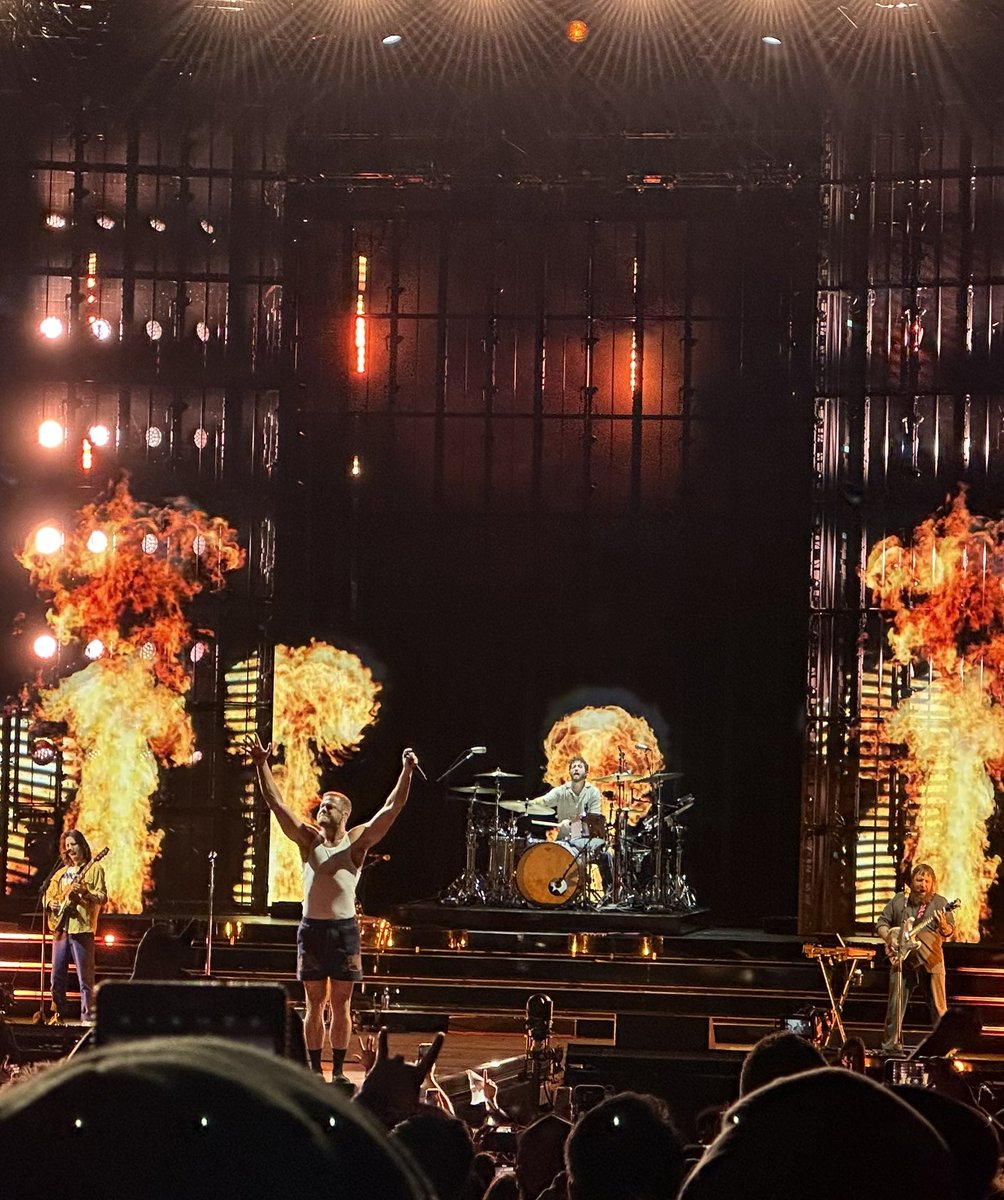 so_sohini's tweet photo. Epic show by @Imaginedragons at an epic venue @thegorgeamp. Thank you for the unforgettable night! https://t.co/S2gOPpkld1