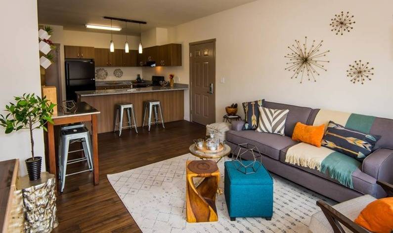 us_premier's tweet photo. Looking for short term housing across the US? Don't know where to start? We can help! US Premier has been providing premier comfort and housing for over 15 years! Give us a call today to help you find the best places to stay! https://t.co/z9FizP7B8T