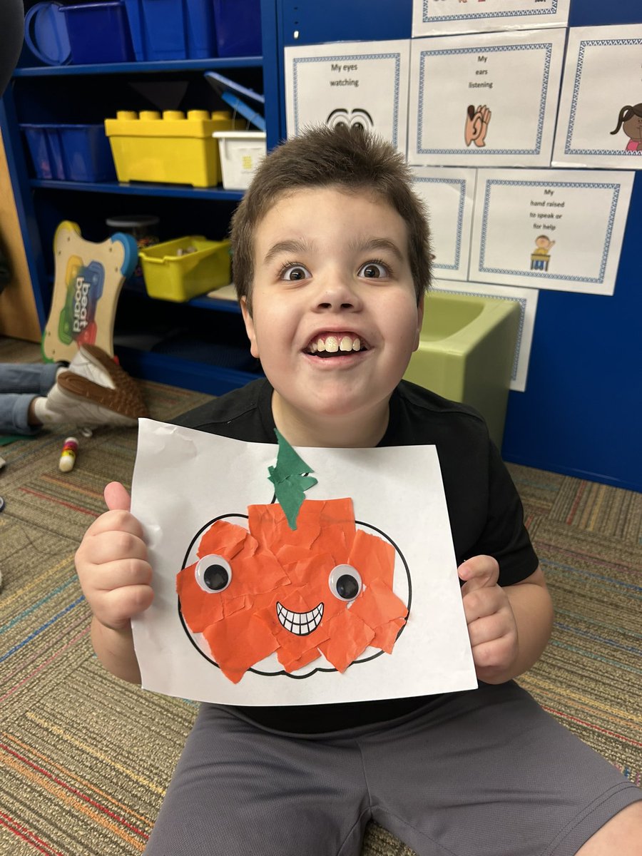 Emily Houghtlen tweet media