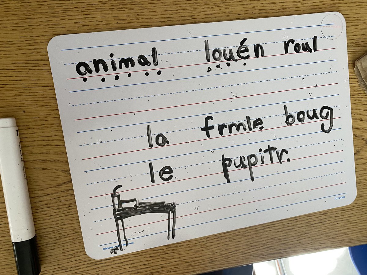 Daily sound review might be one of my favourite routines. Adding in some cursive writing and drawing for comprehension makes it extra fun 💚💛