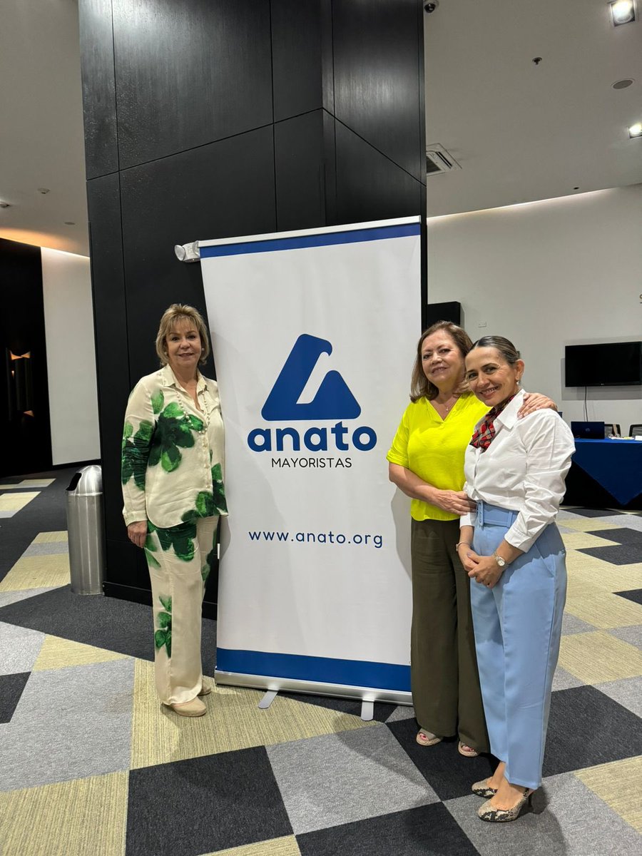➡️ Hoy se llevó a cabo la Rueda de Negocios del segundo semestre, organizada por <a href="/AnatoMayoristas/">ANATO Capítulo Mayoristas</a> en la ciudad de Bucaramanga, que contó con la participación de las #AgenciasdeViajes de la región. Además, los empresarios se capacitaron en el destino Aruba.
<a href="/PaulaCortesC/">Paula Cortés Calle</a>