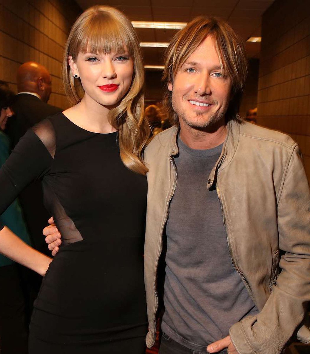 swifferupdates's tweet photo. 📝| @KeithUrban on Taylor opening on tour for him in 2009. 

"What she is now, she was that, when she was opening for me. Her vision was way off into the future... She sees where she’s going to be, crystal clear. And that’s the kind of thing that helped her navigate through so many waters that would have killed any other artist. So much negativity, so much hatred from people, so much, God, just straight-up shit that she got flung in all directions from people, but she clearly had her sights on the future and her abilities. And what I love about Taylor is she was always willing to confront her inabilities and work on them. She worked on being a better singer. She worked on being a better performer. She was always a great writer. She worked on all of it… got better and better and better."