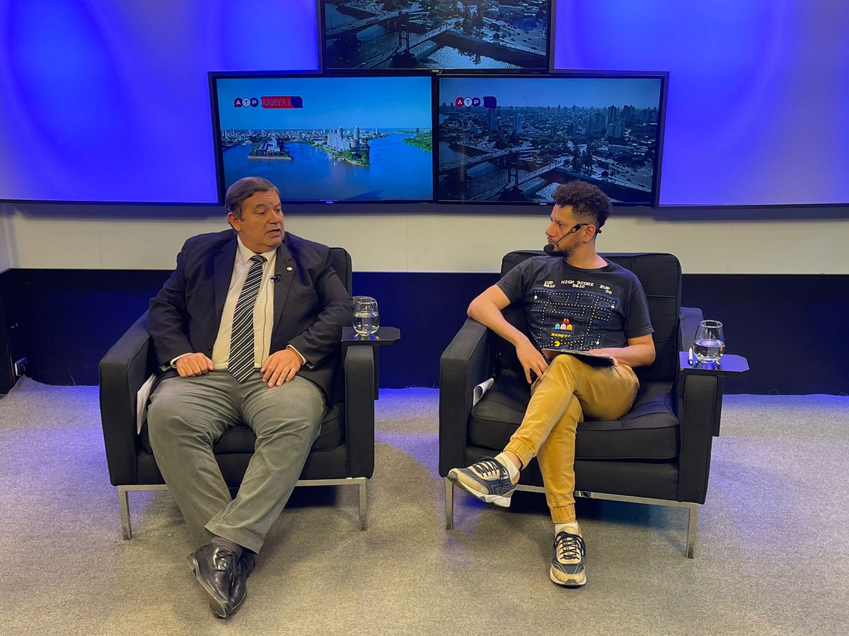 🗣️«Defender la universidad pública es defender el futuro del país»
💻ruedadeprensa.com.ar/2024/10/01/def…

📲 <a href="/mammarellaej/">Enrique Mammarella</a>