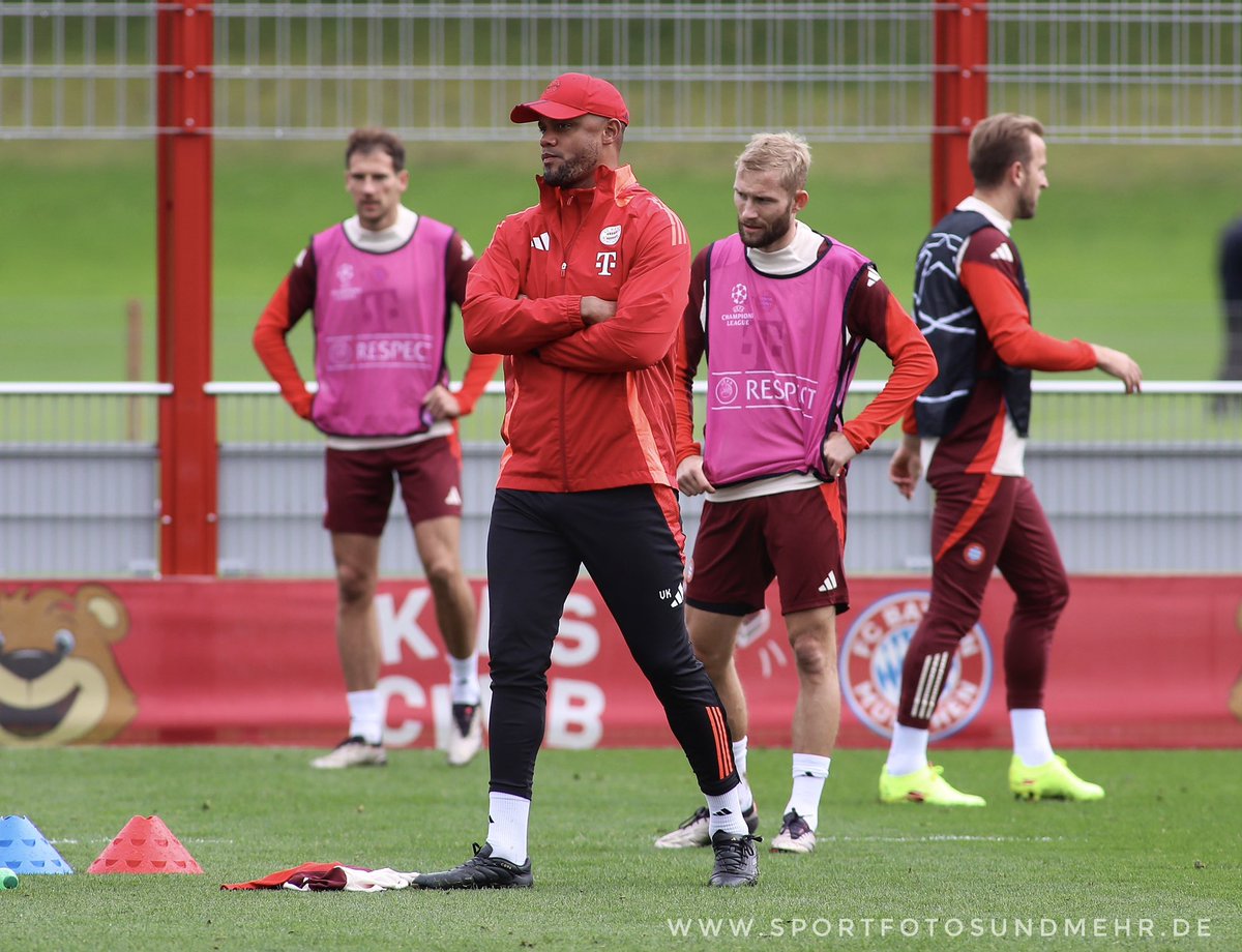 Sportfotowag's tweet photo. #FCBayern #FCBayernmünchen https://t.co/Tdq2UbWVCL