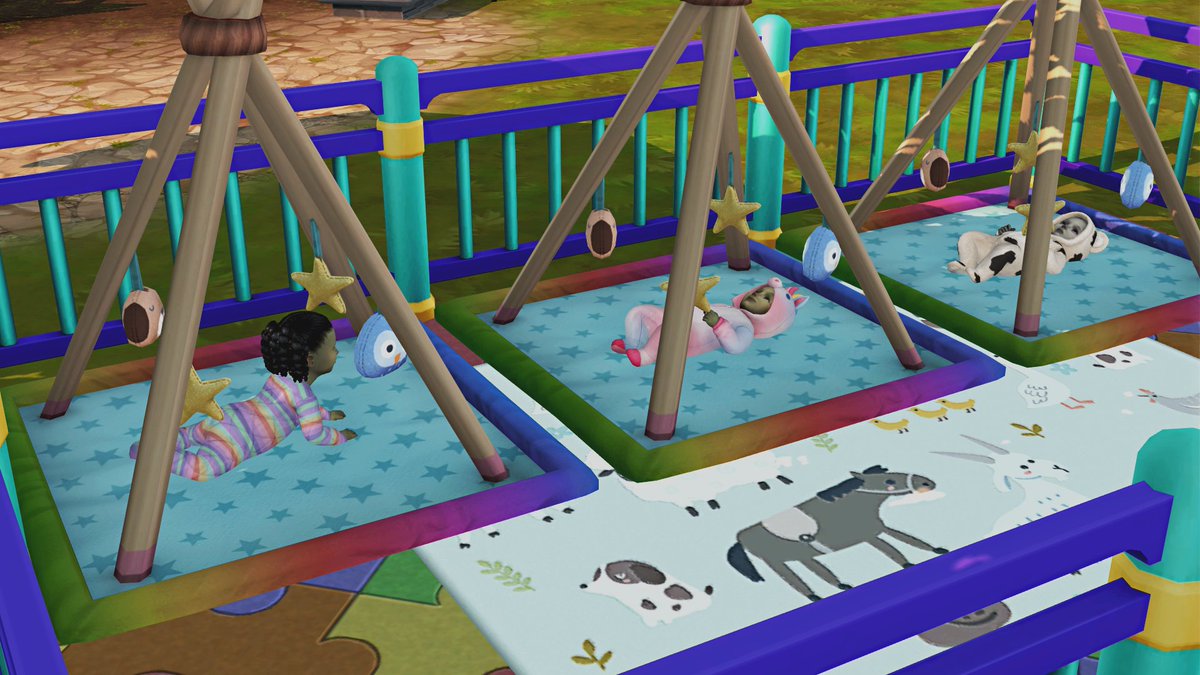 moonjellysims's tweet photo. They brought the kids outside to enjoy the better weather while Rosemary spent some time with Honey.
#thesims4 #simjews #showusyoursims https://t.co/id2qJXZzod