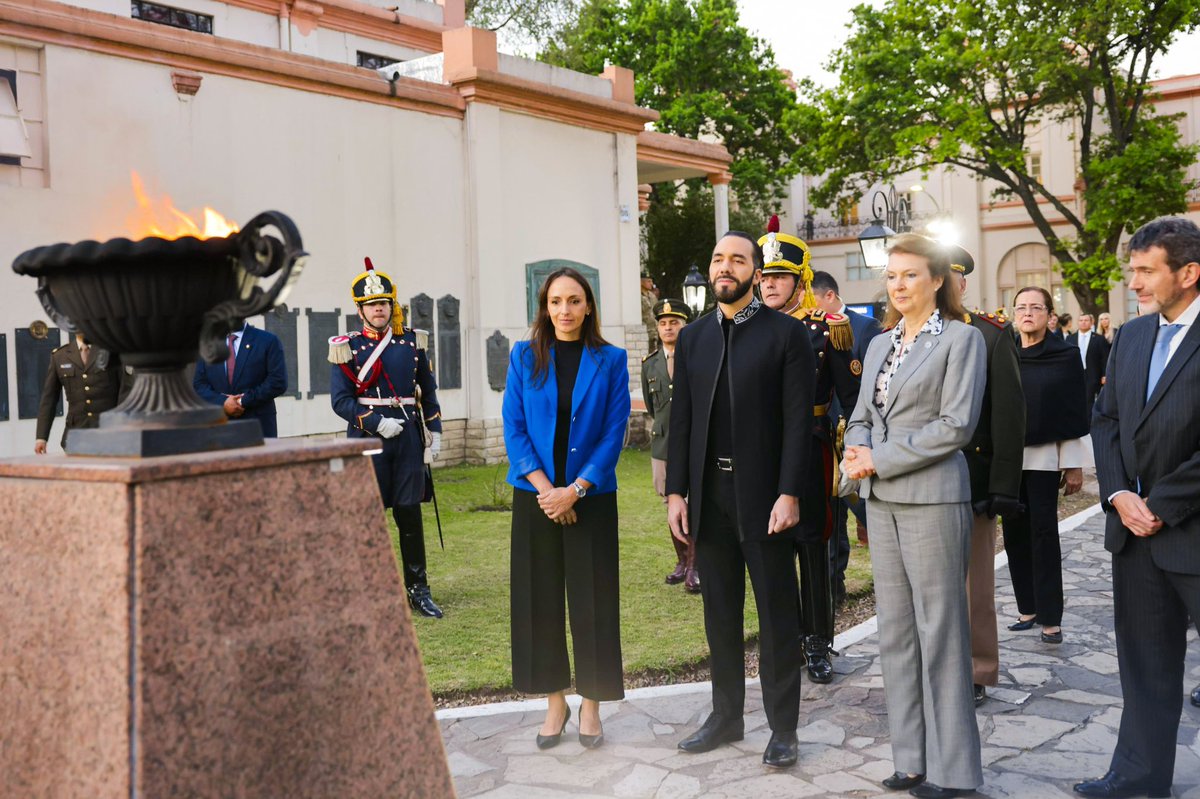 Casa Presidencial 🇸🇻 tweet media
