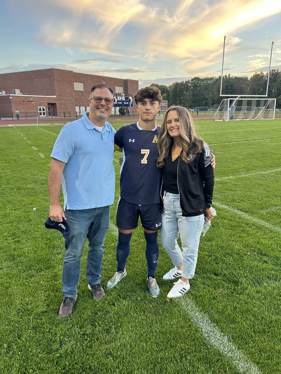 Averill Park Golden Knights tweet media