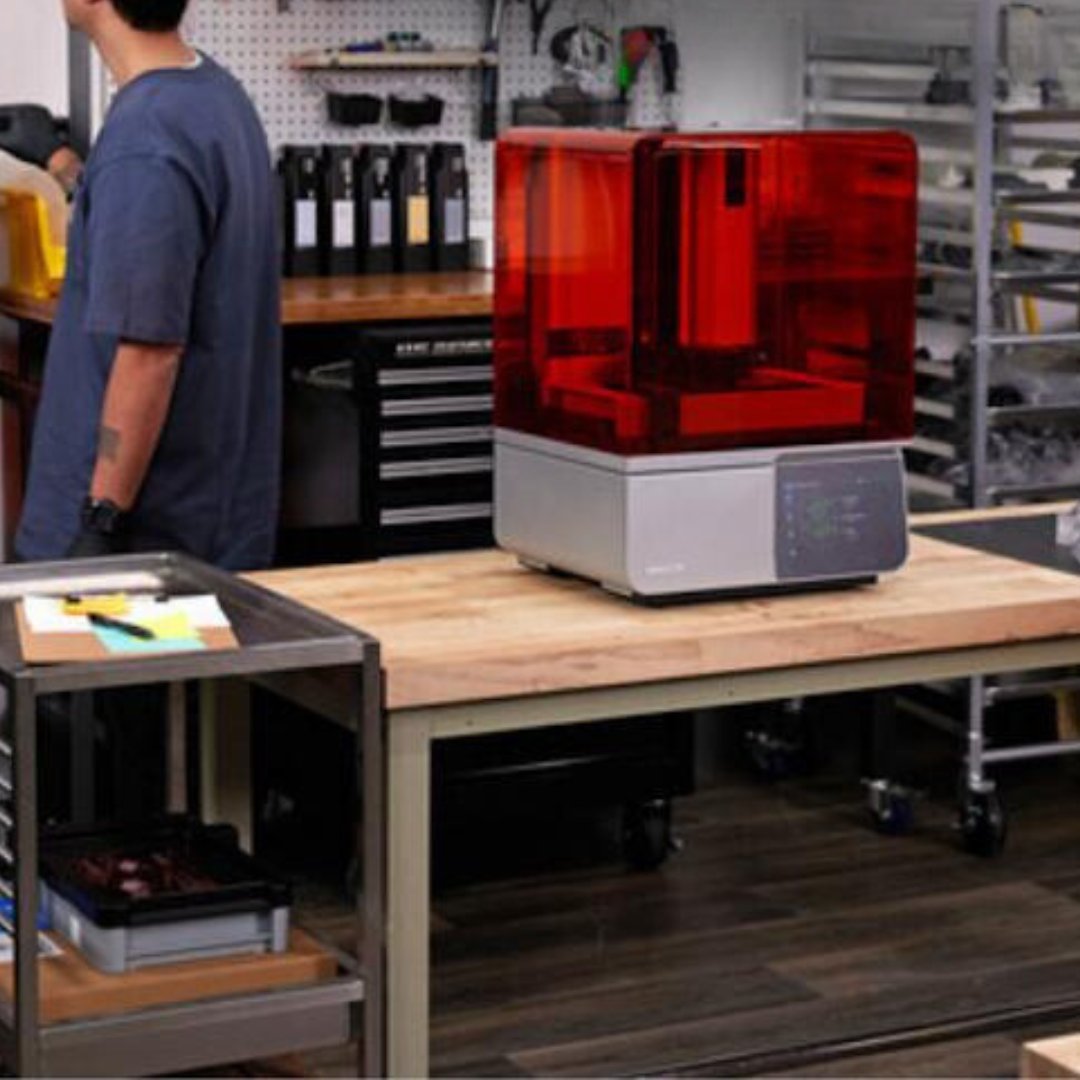 MatterHackers's tweet image. Meet the #Formlabs #Form4B, your #3DPrinting hero! It handles #biocompatible #materials with #ease, delivers #flawlessprints #fast, and comes with a #builtin #camera and #automatic #resin #dispenser for #stressfree #printing.

matterhackers.com/r/4zCUyZ

#MatterHackers