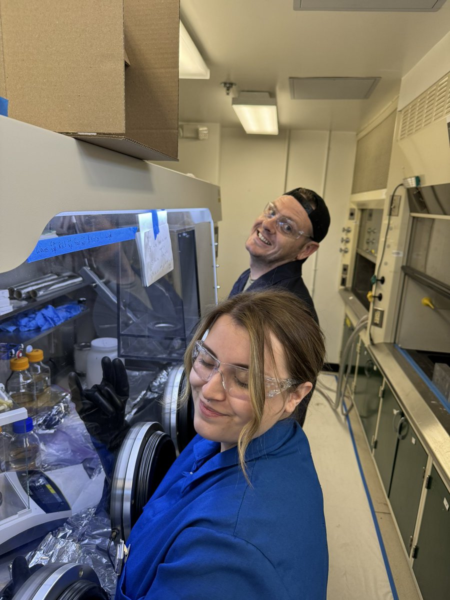 Jsperling91's tweet image. @msperling91 and @jp_brannon worked as an amazing team today in our rad box #fblockrocks