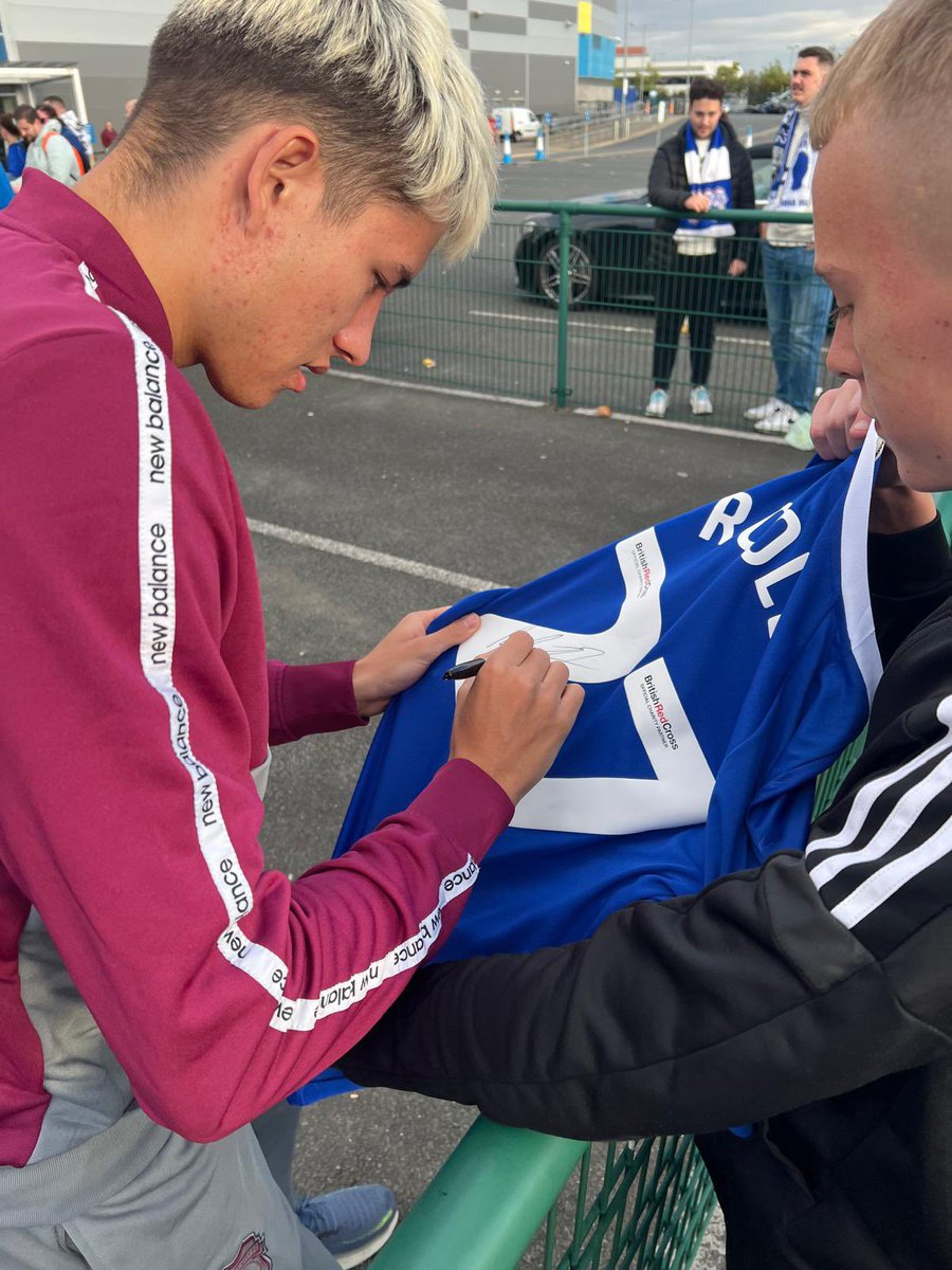 Leanne 💛🌈💛 tweet media